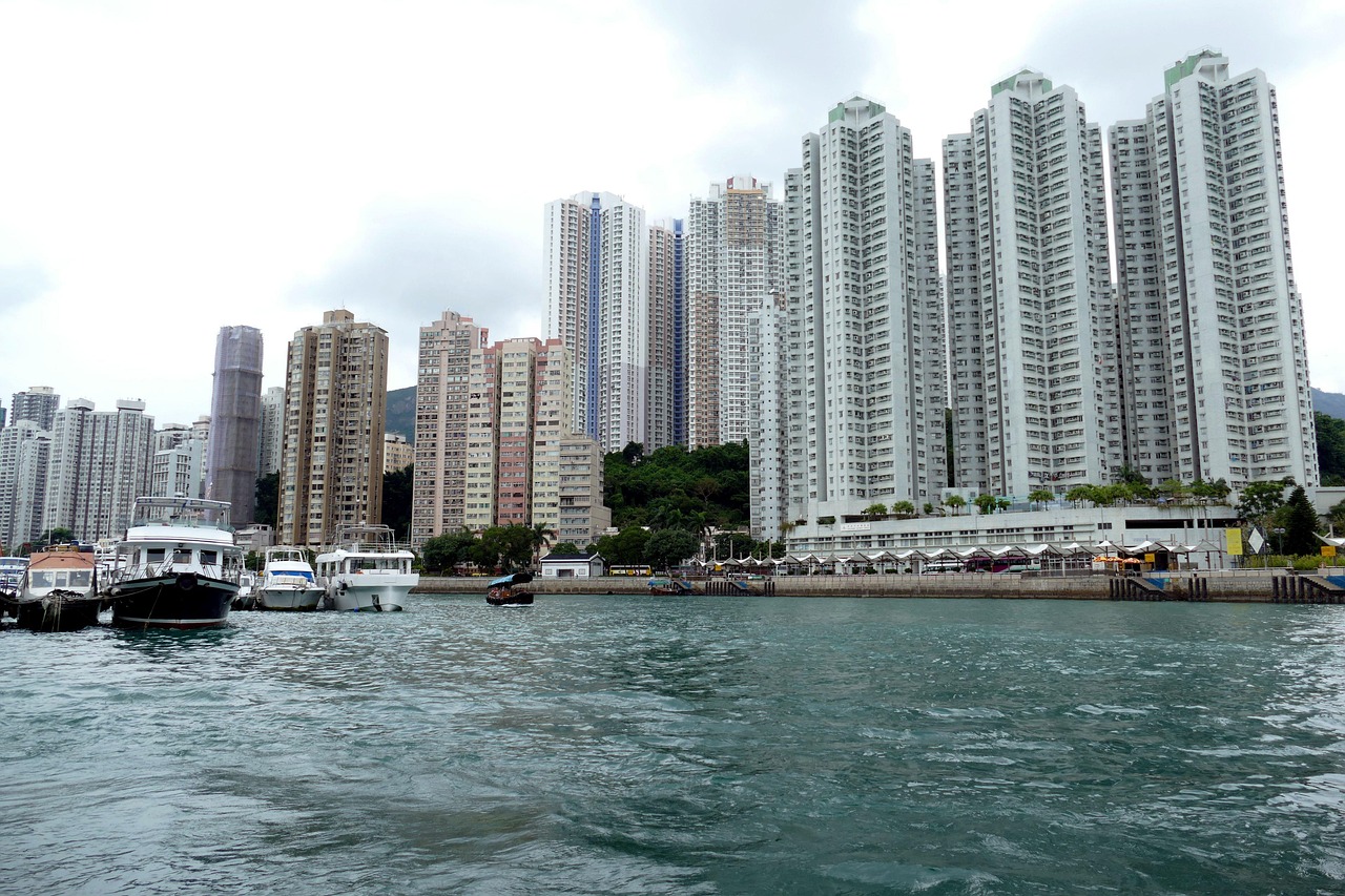 香港上市央企，引領(lǐng)市場，塑造未來之路
